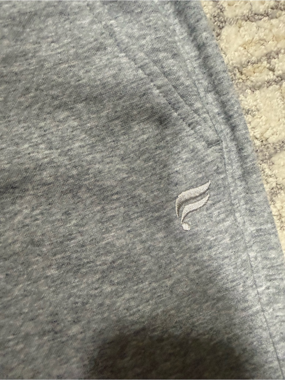 Fabletics lounge set - Picture 5 of 5